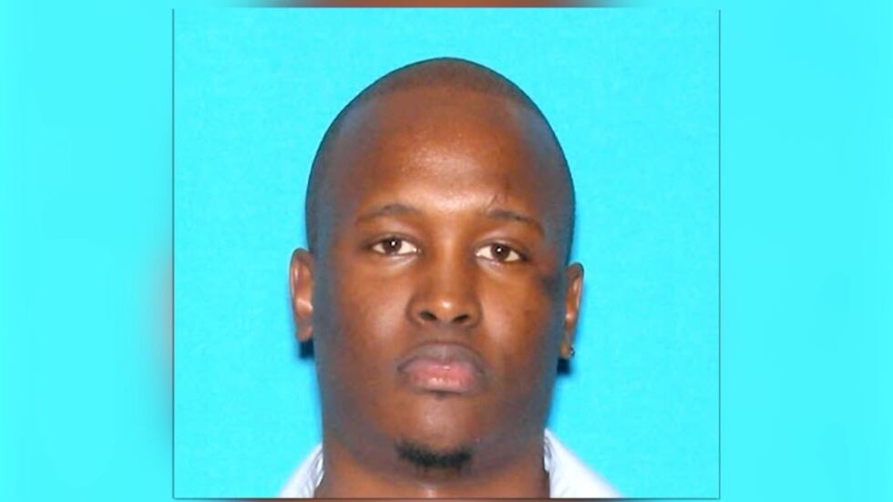 Man arrested after allegedly killing girlfriend, leaving body at Boston