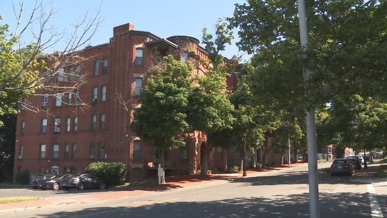 Massachusetts heat policy impacts tenants living in apartment buildings - Vimarsana News